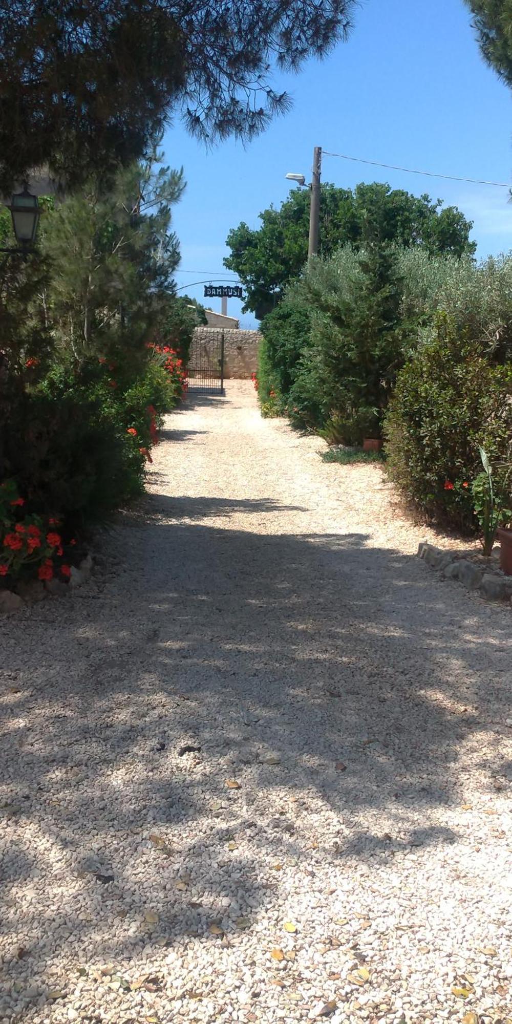 הוילה סנטה קרוצ'ה קמרינה I Dammusi מראה חיצוני תמונה