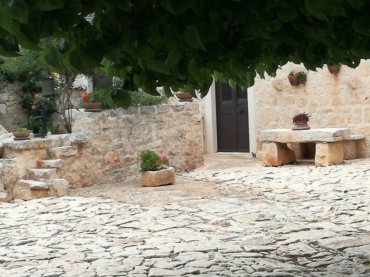 הוילה סנטה קרוצ'ה קמרינה I Dammusi מראה חיצוני תמונה